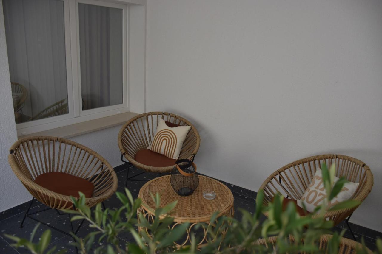 Square Inn Tirana City Center Buitenkant foto